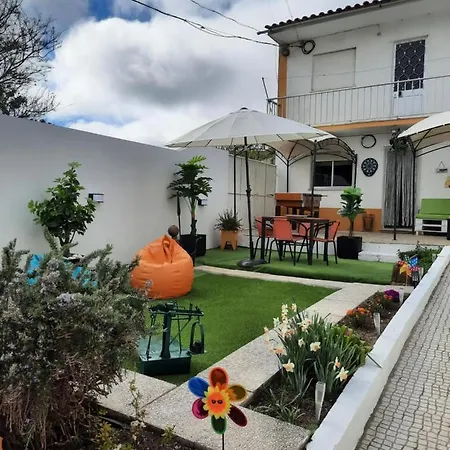 Casas Da Roseira 2+1 Famalicao Holiday home Nazare