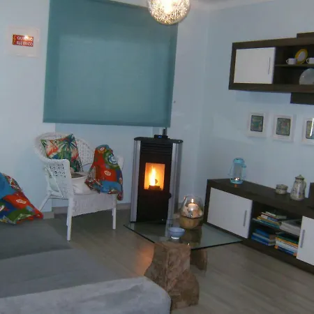 Casas Da Roseira 2+1 Famalicao * 纳扎雷